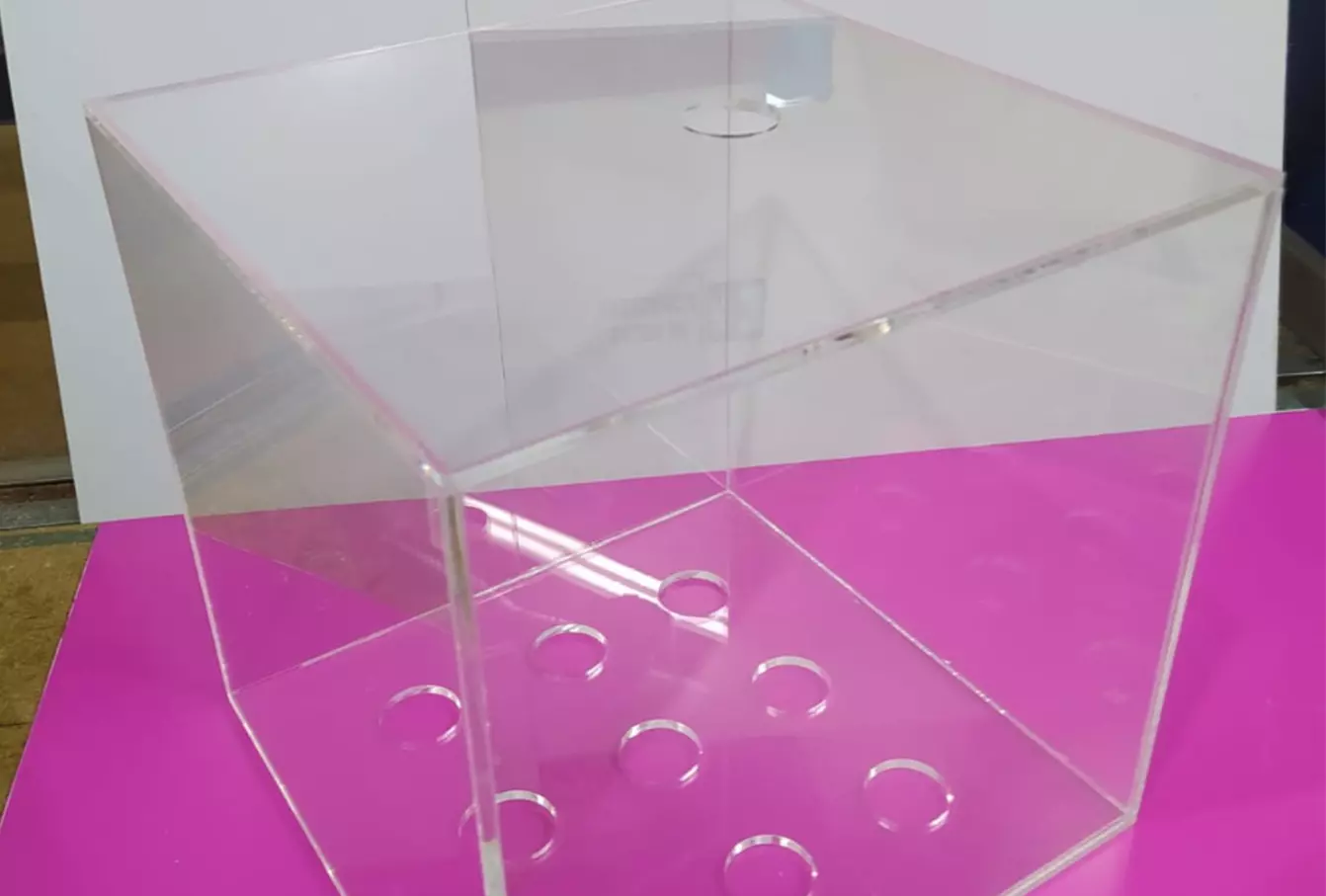 Cubos en Acrílico